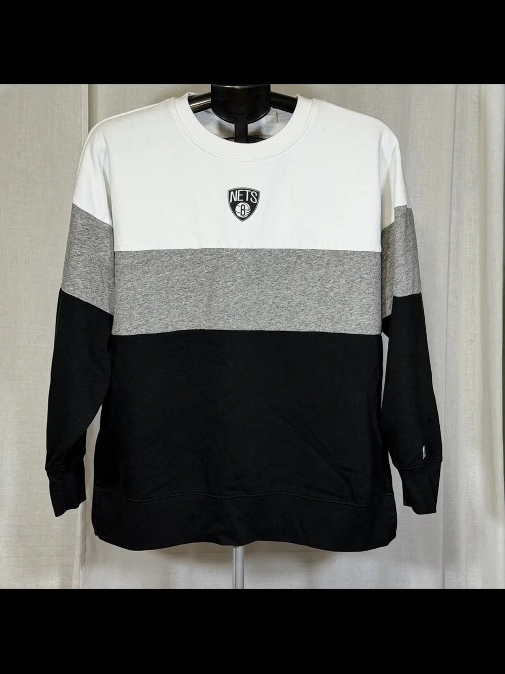 Unisex Colorblock Crewneck Sweatshirt - White/Gray/Black